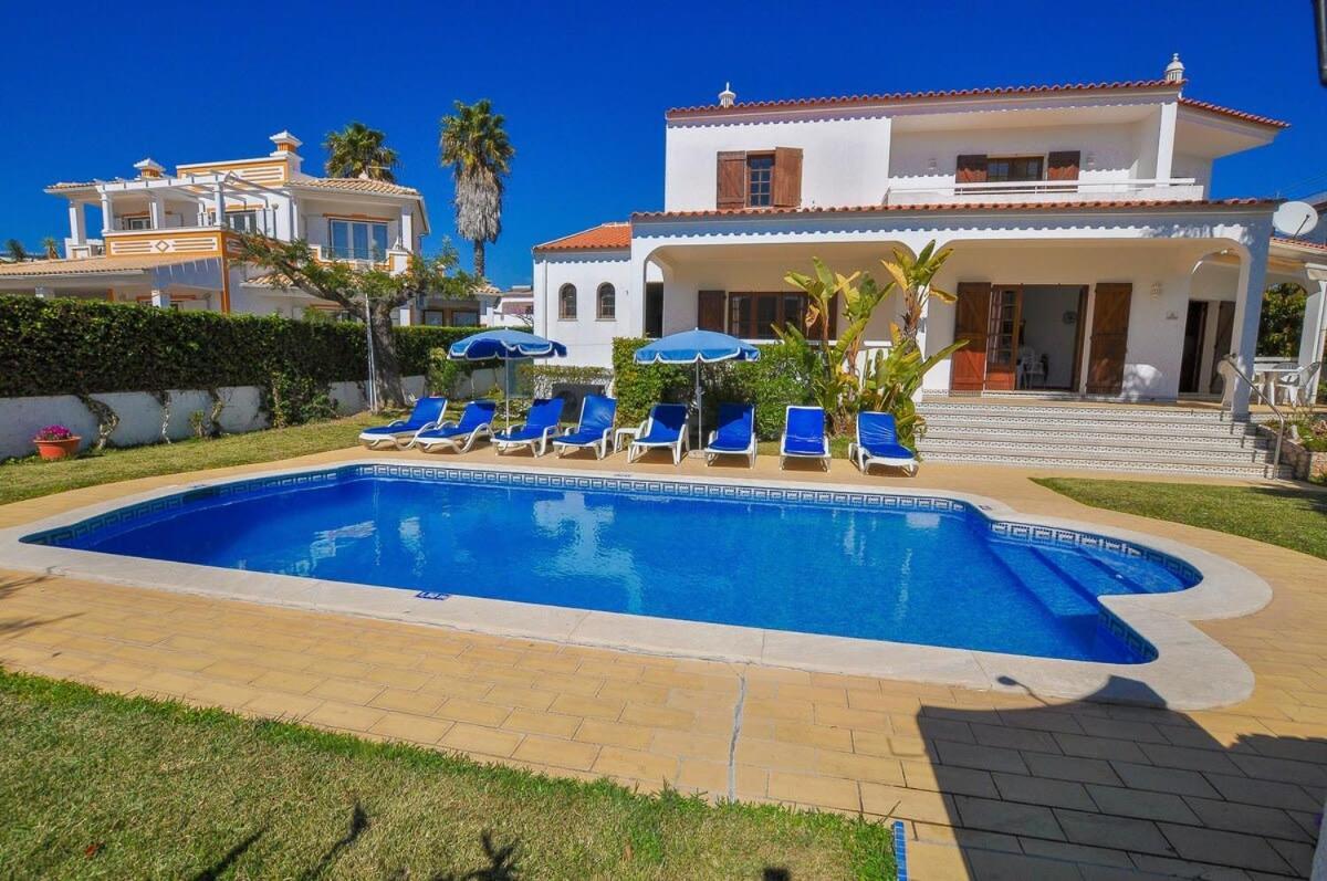 Casa Paulo - Great Location Albufeira