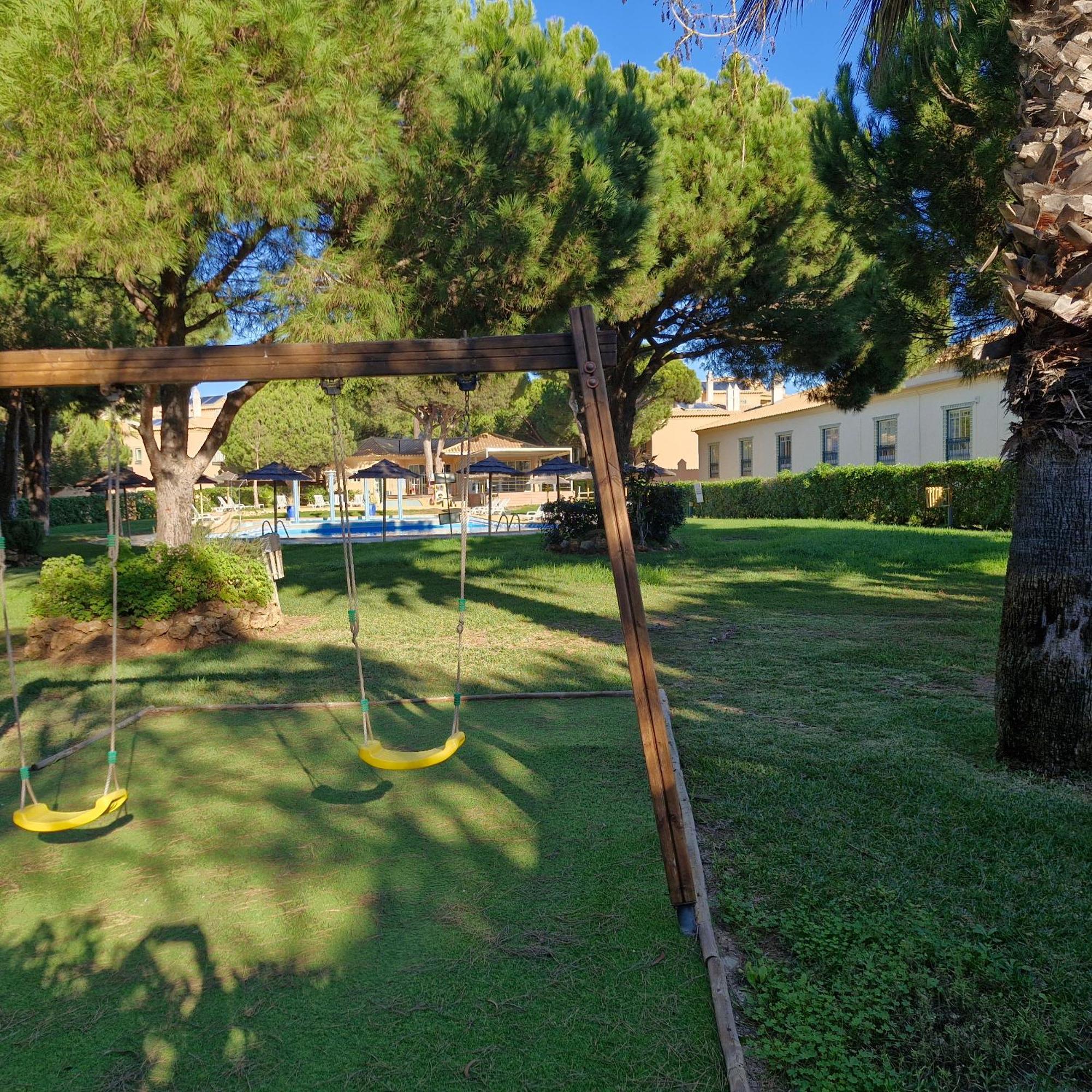 Moradia V2 Quinta Pedra Dos Bicos -praia Da Oura - Apartment
