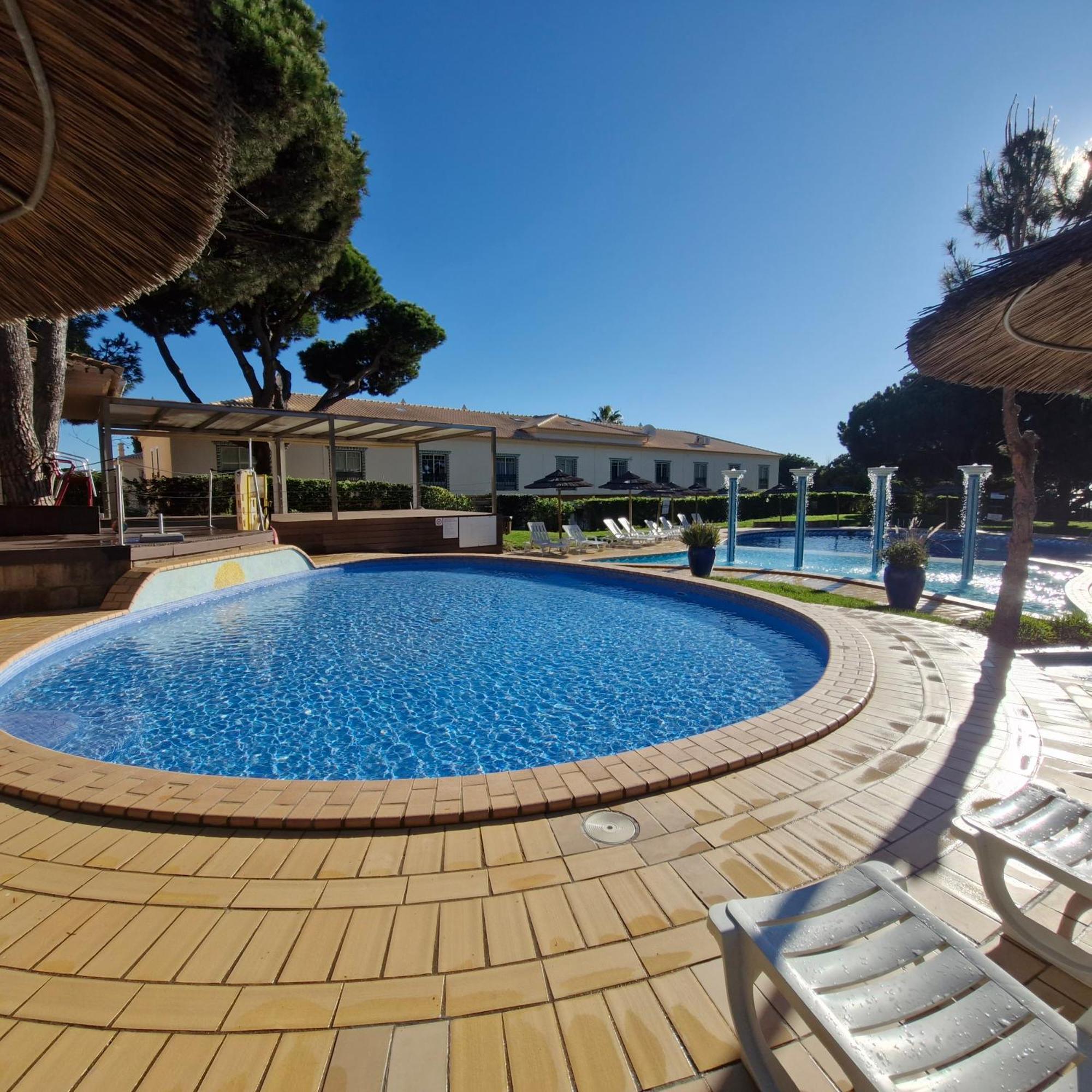 Moradia V2 Quinta Pedra Dos Bicos -praia Da Oura - Apartment *