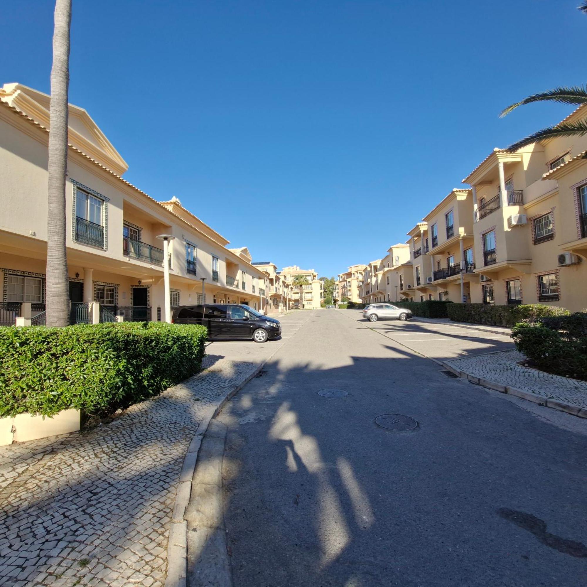 Moradia V2 Quinta Pedra Dos Bicos -praia Da Oura - Apartment Albufeira