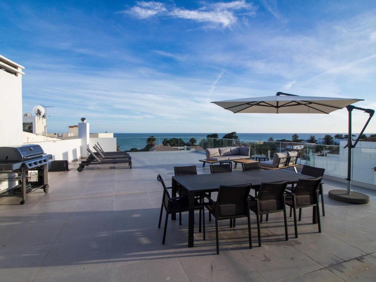 Apartamento Panoramic N - Rooftop Pool & Sea View & Garage & Bbq