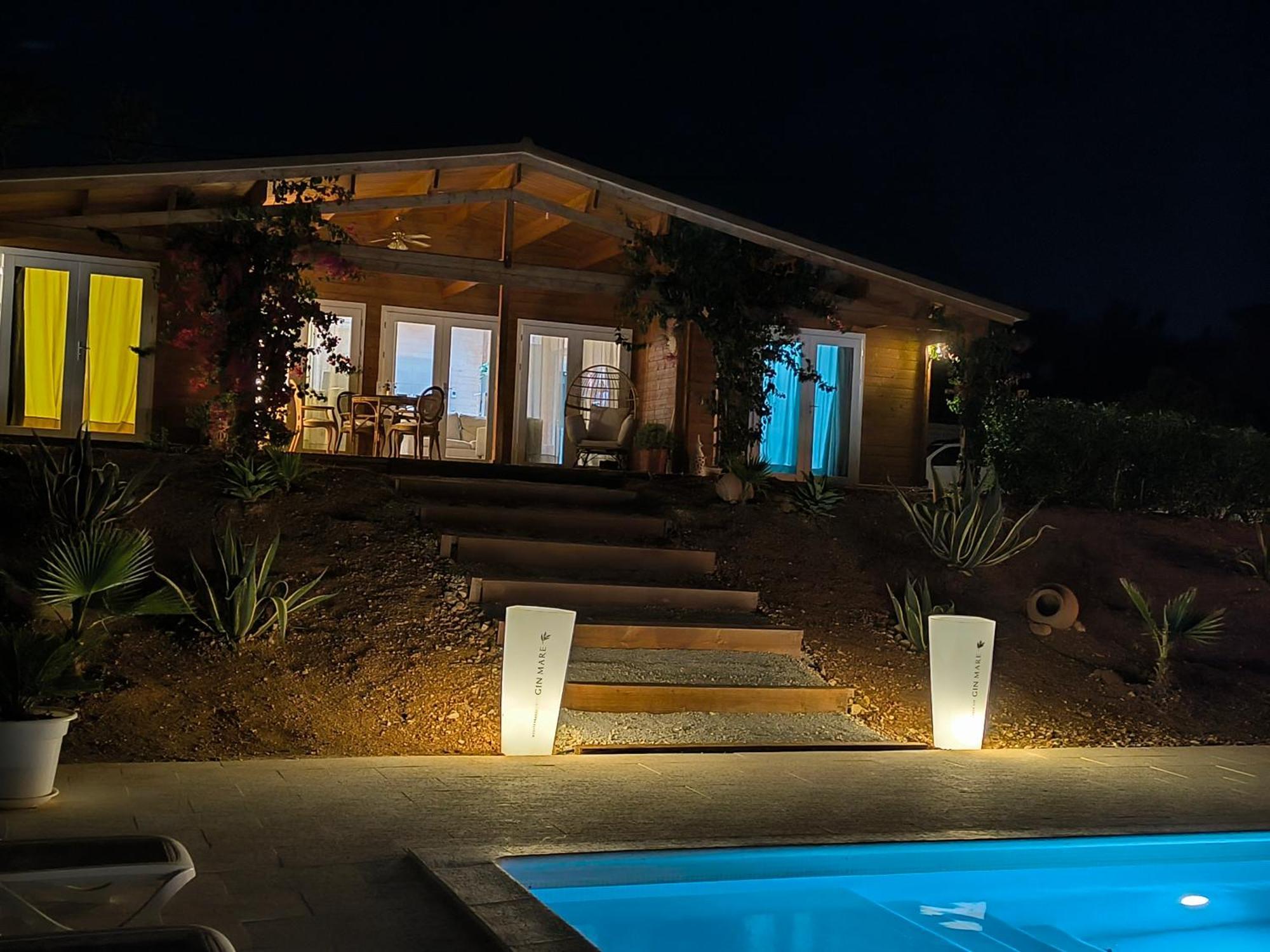 Design In With Private Pool Chalé