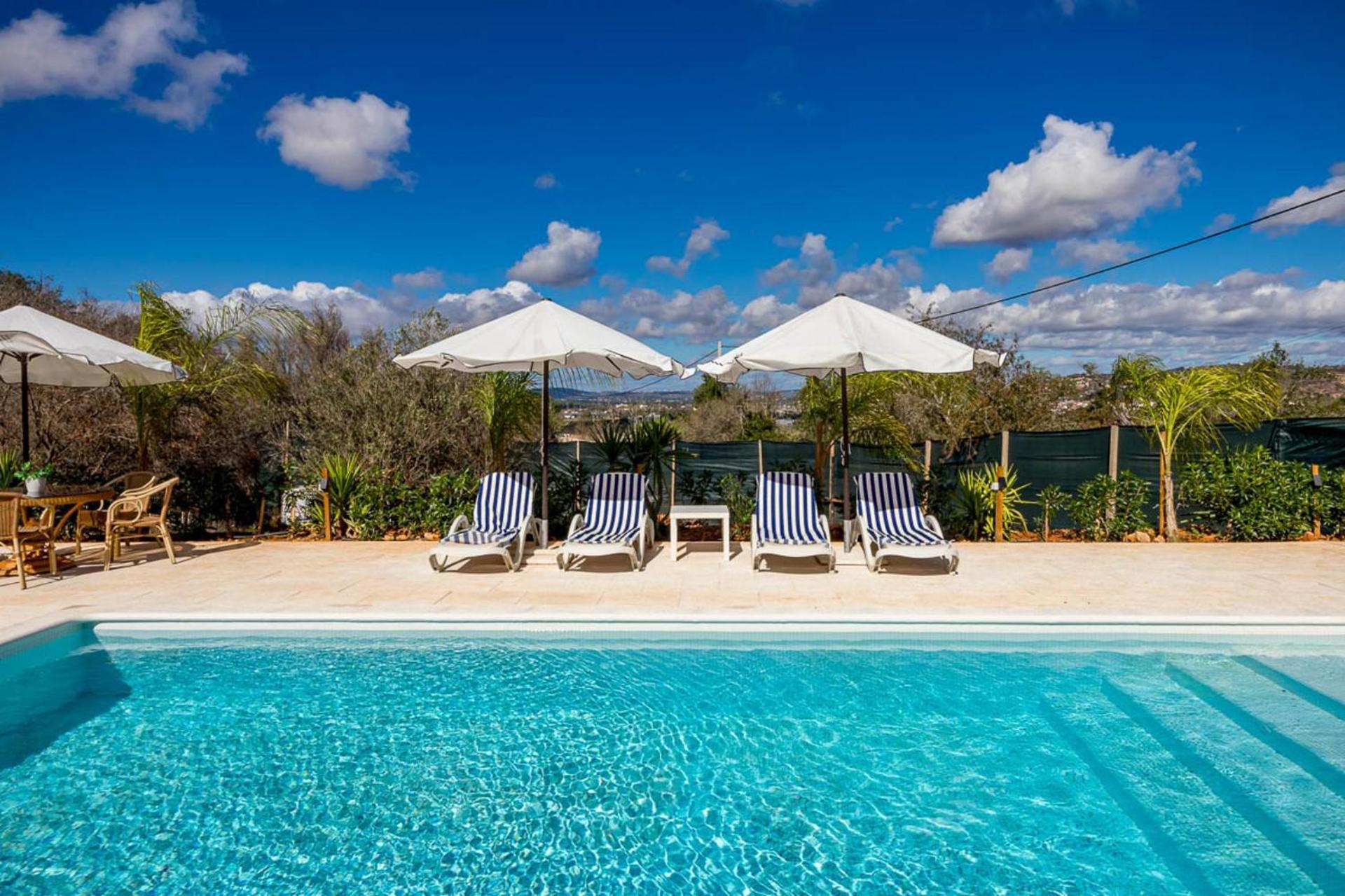 Design In With Private Pool Chalé *