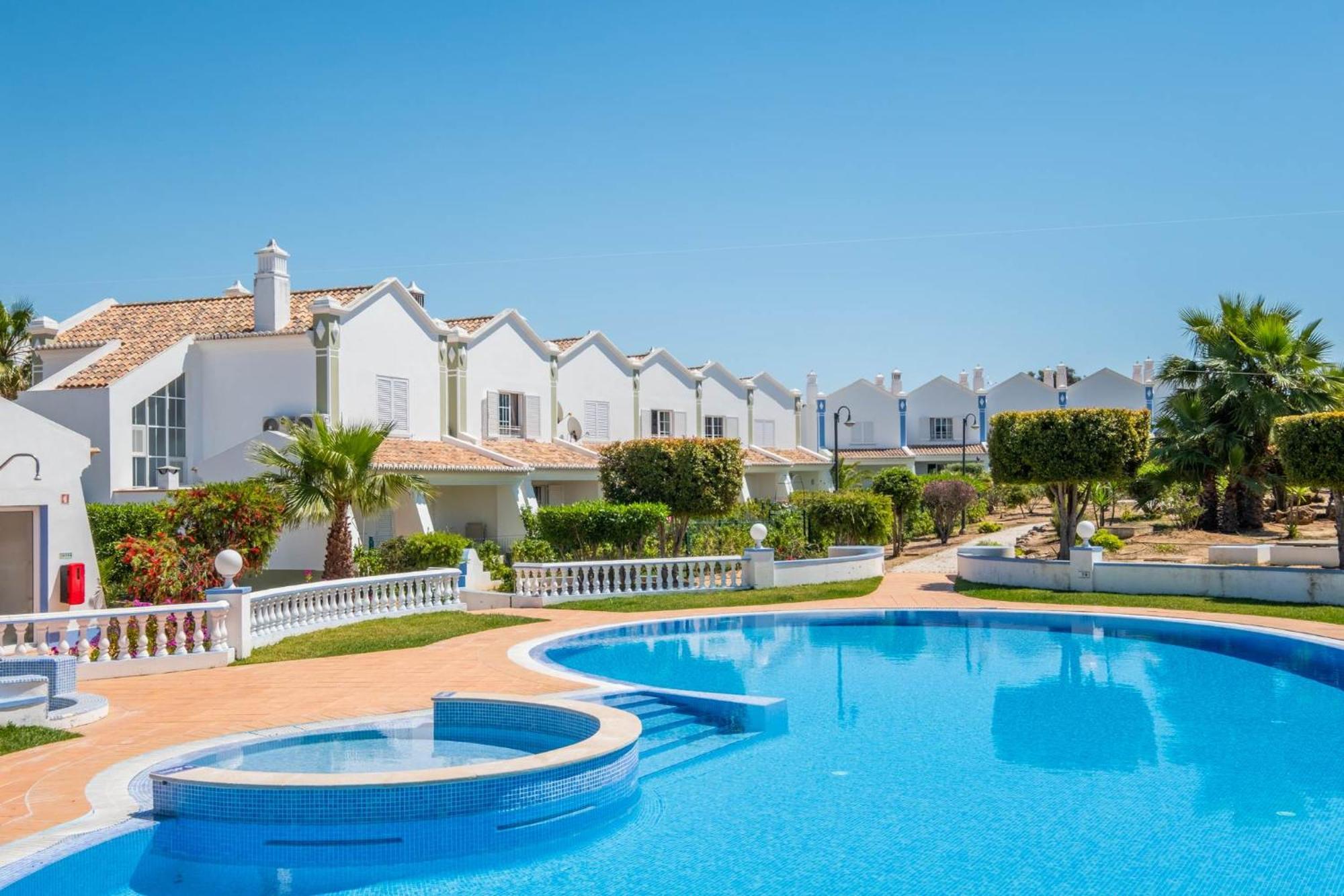 Baya - Great Family Complex With Communal Pool Holiday home Albufeira