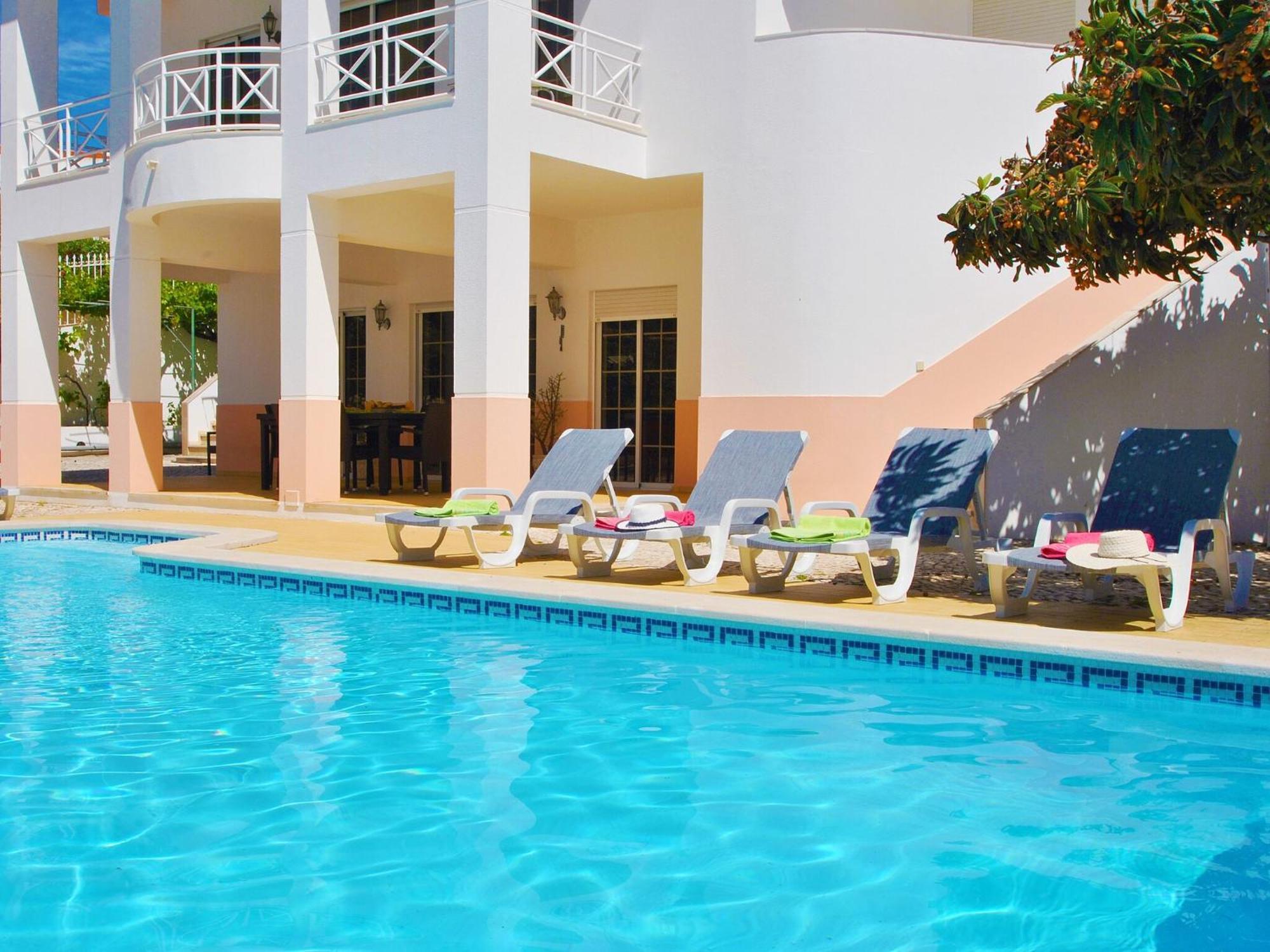 Villa Magnificent Villa, With Private Pool