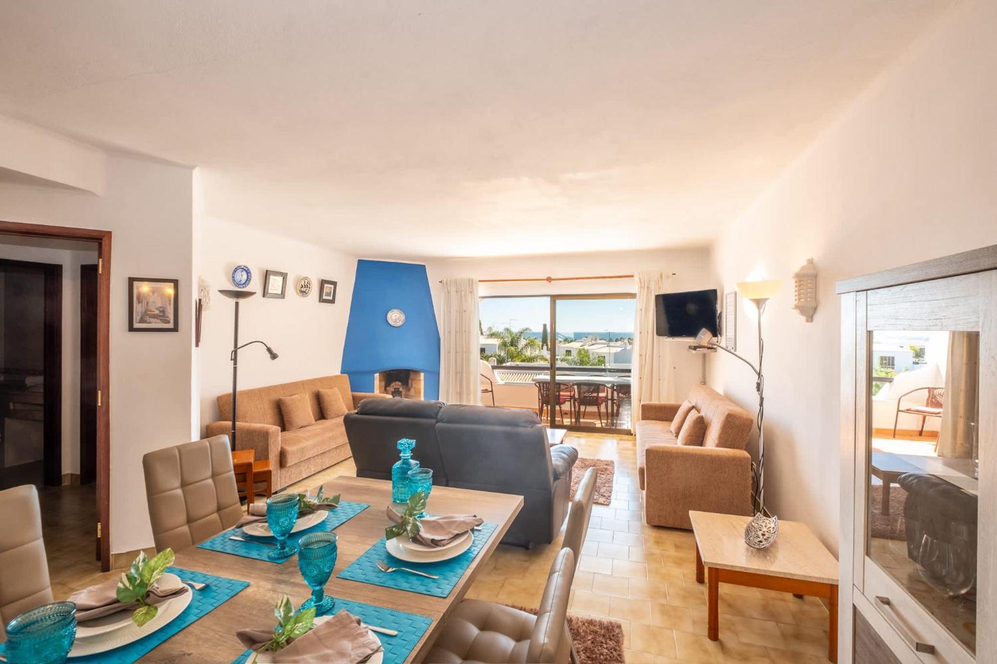 Luna - With A Pool Area With A Lounge Bar Ferienhaus *