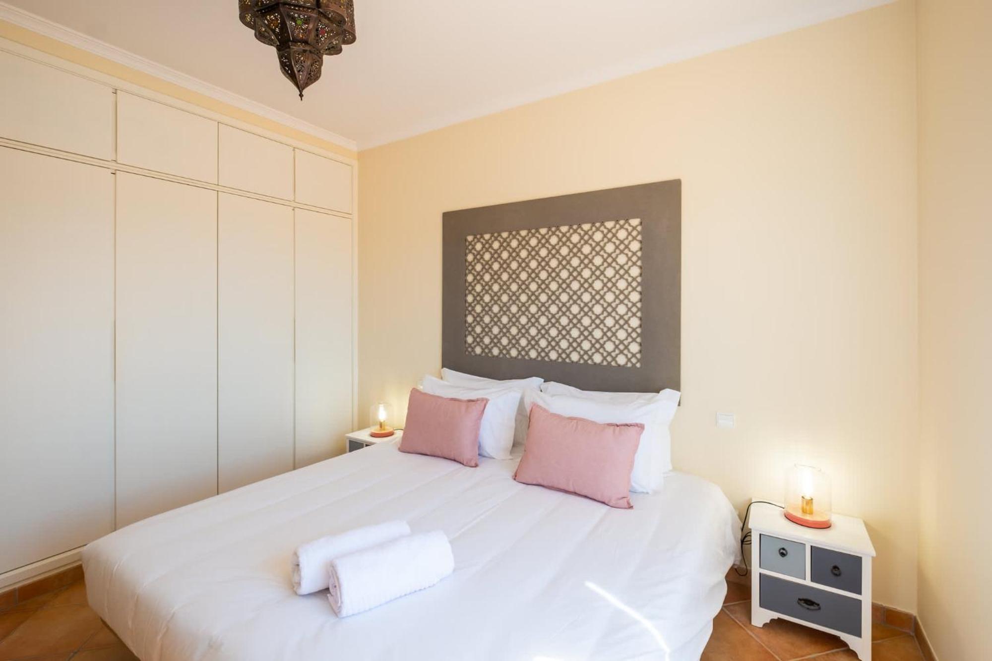 Habitate - Pool Fence & Heating Bars Holiday home Albufeira