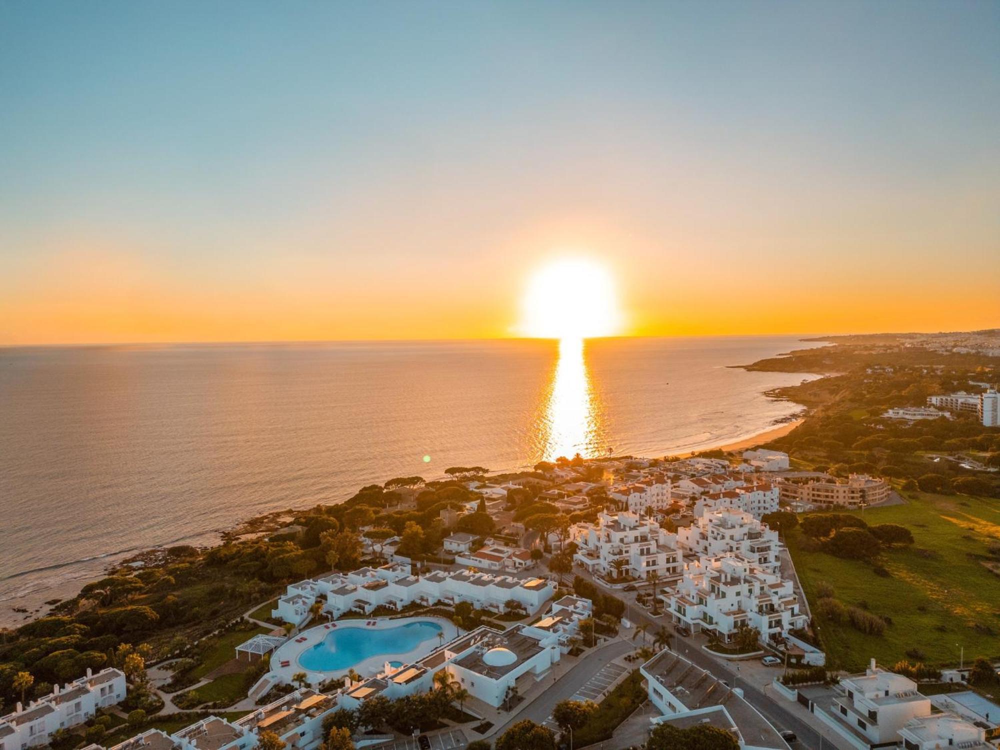 Charming Villa, Close To The Villa Albufeira