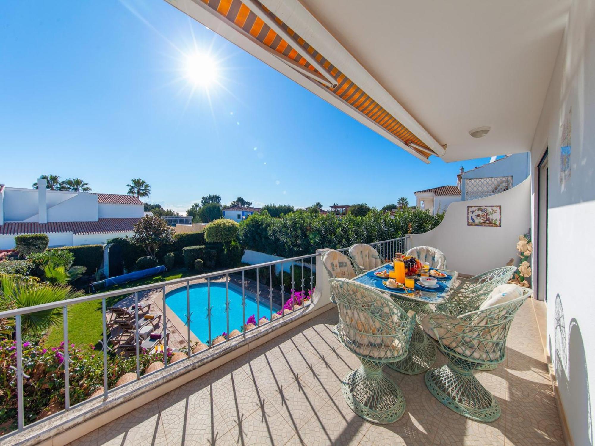 Villa Charming Villa, Close To The Albufeira