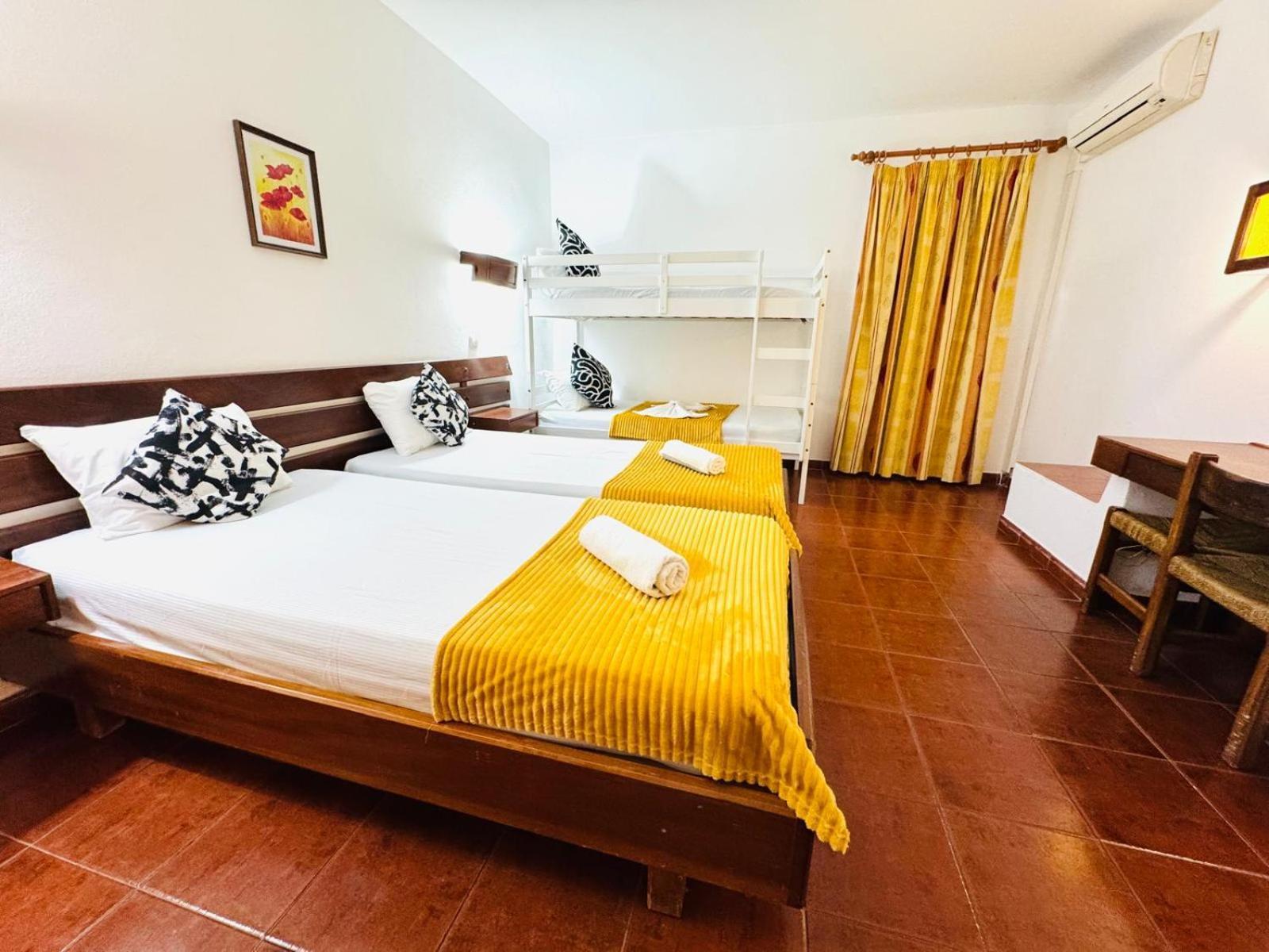 Oura Apartamento *