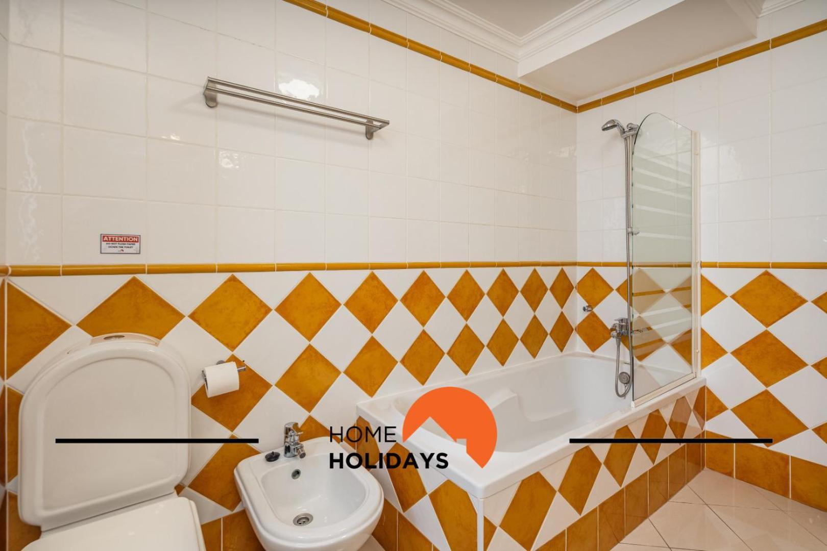 #269 Pedra Bicos R By Holidays * Albufeira