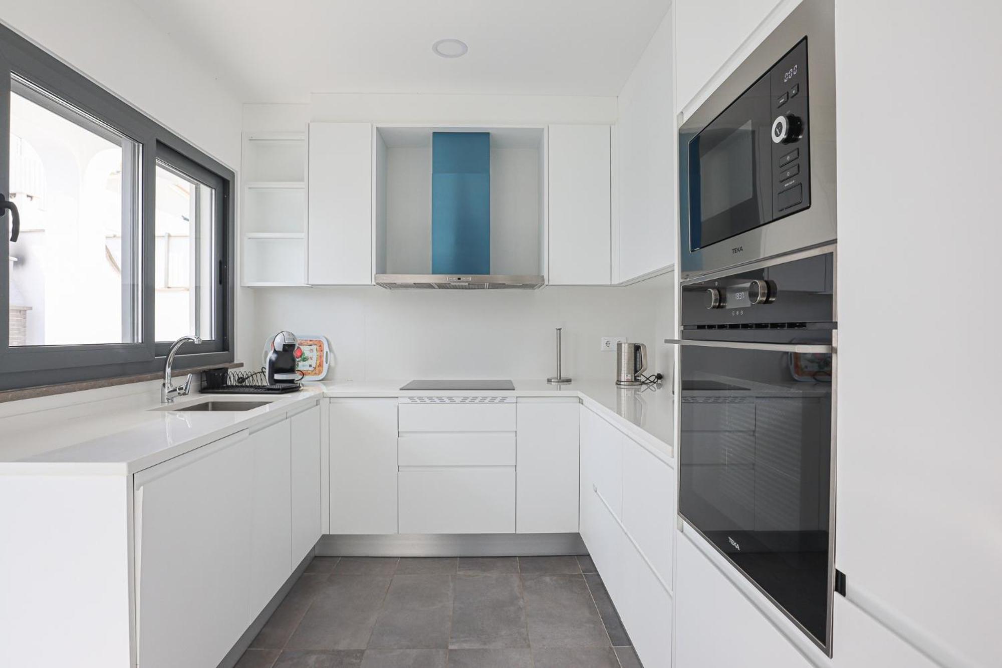 Soares - Centro - For Families - By Bedzy Villa