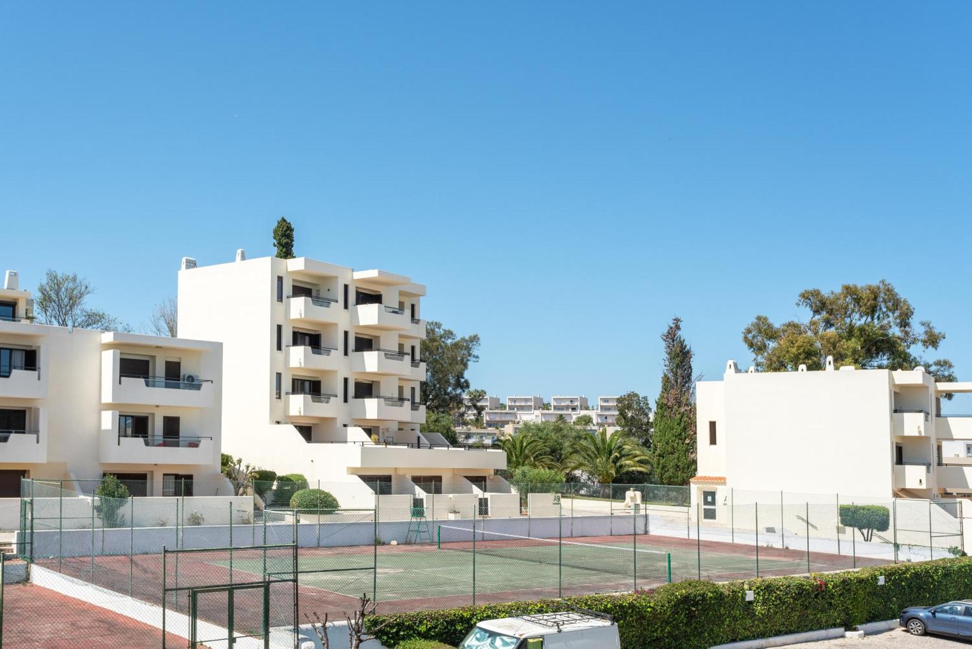 Homes Jardim Cozy With 2 Swimming Pools Near The Old Town