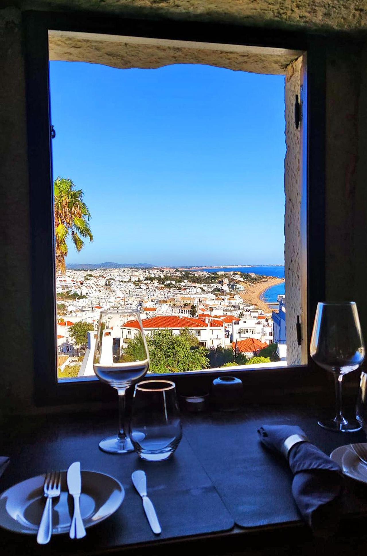Stunning Sunrise & Sunset Rooftop By Becherish Apartment Albufeira