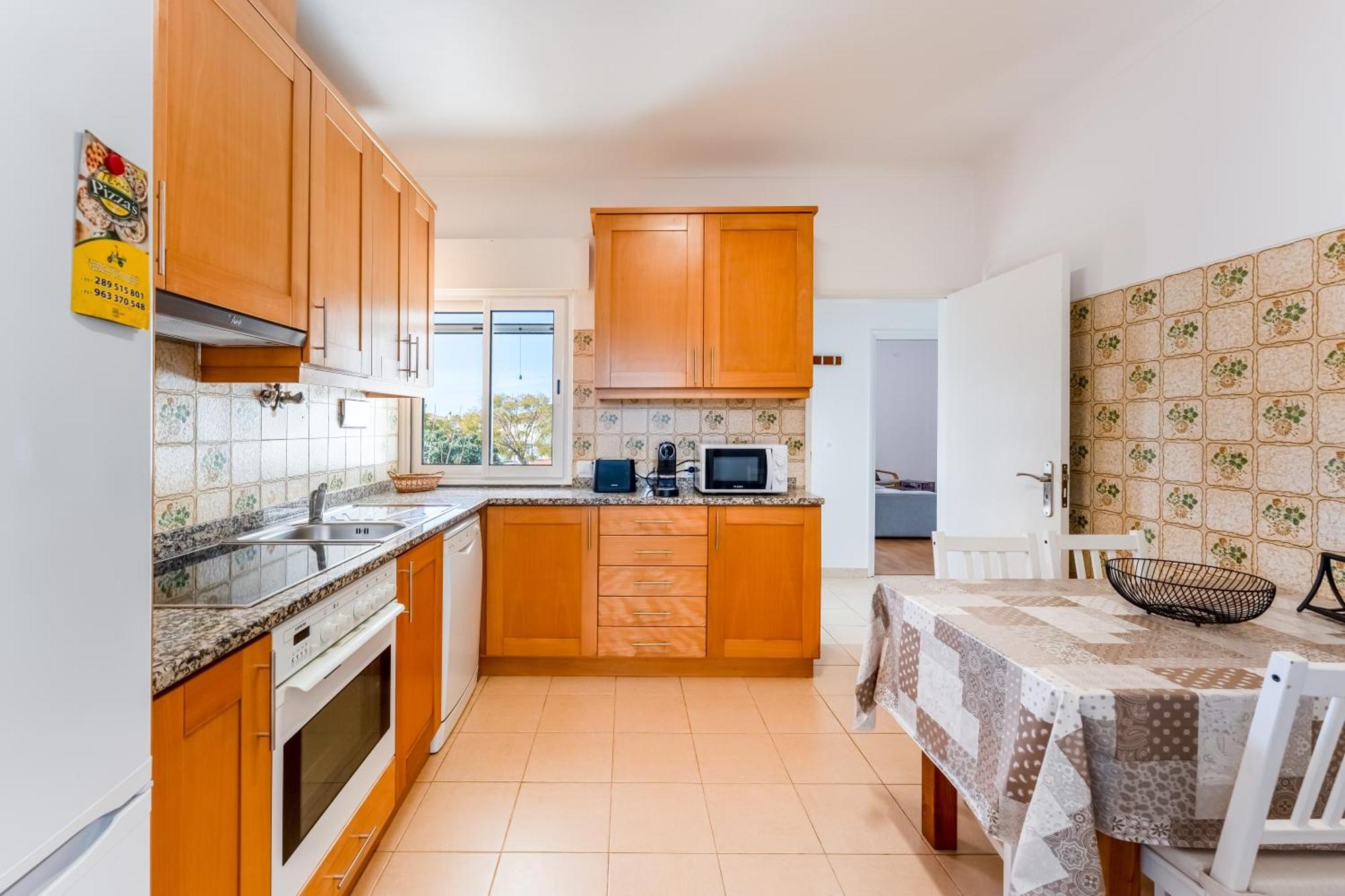 Apartamento Sunny 3bdr With Pool In Ferreiras By Lovelystay *