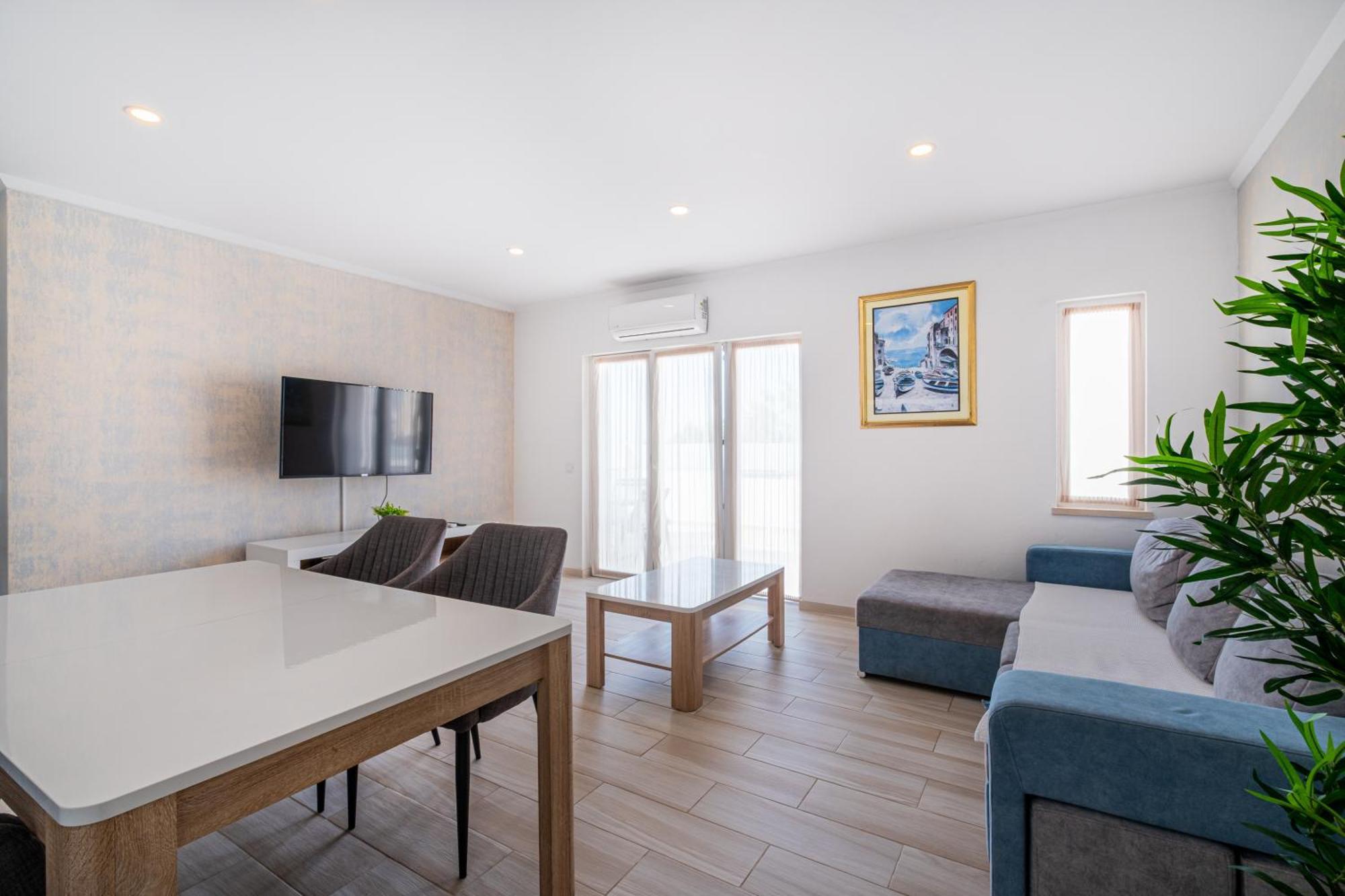 Azinhais - Heart Of Oura Apartment