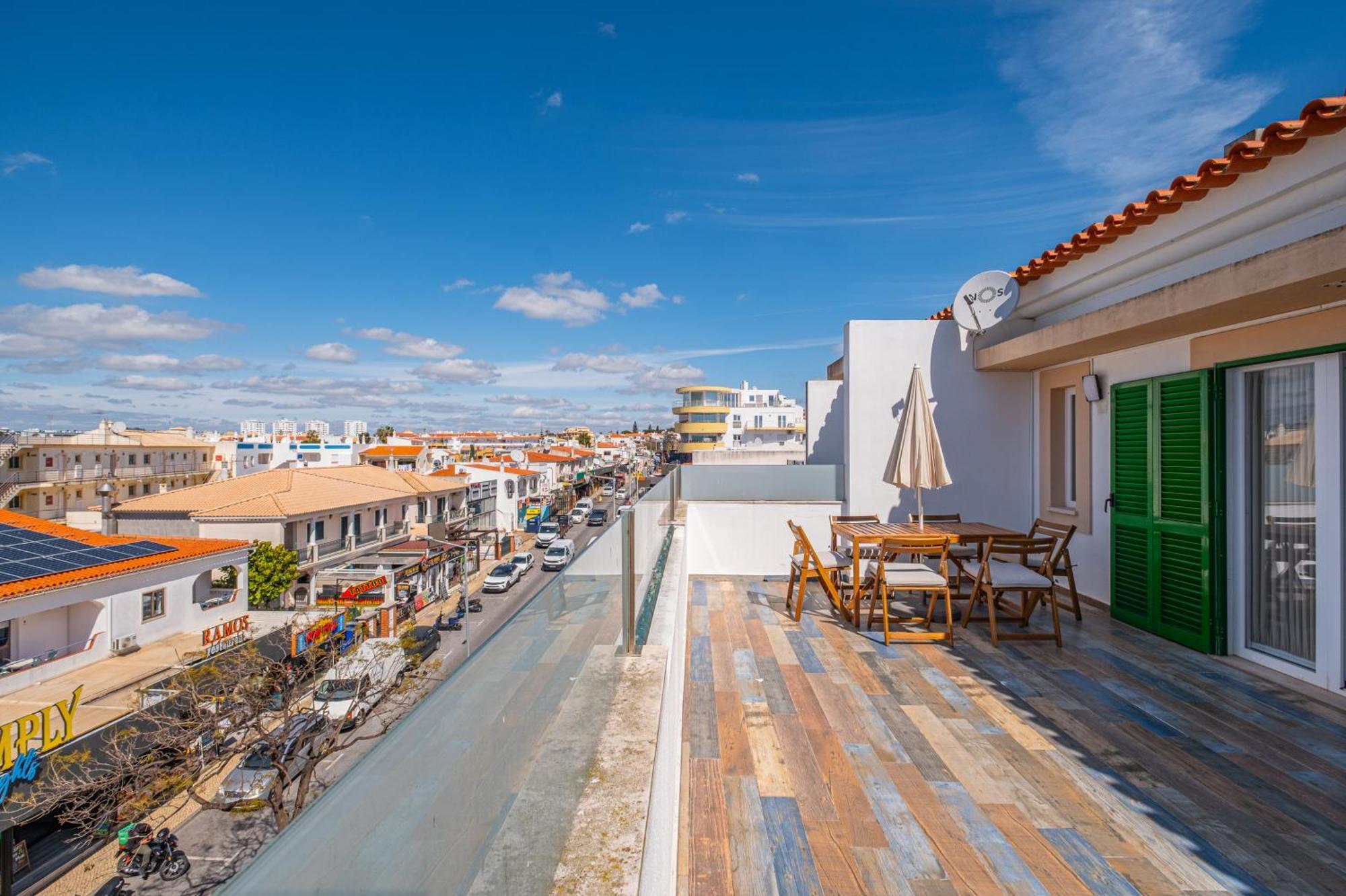 Azinhais - Heart Of Oura Apartment Albufeira