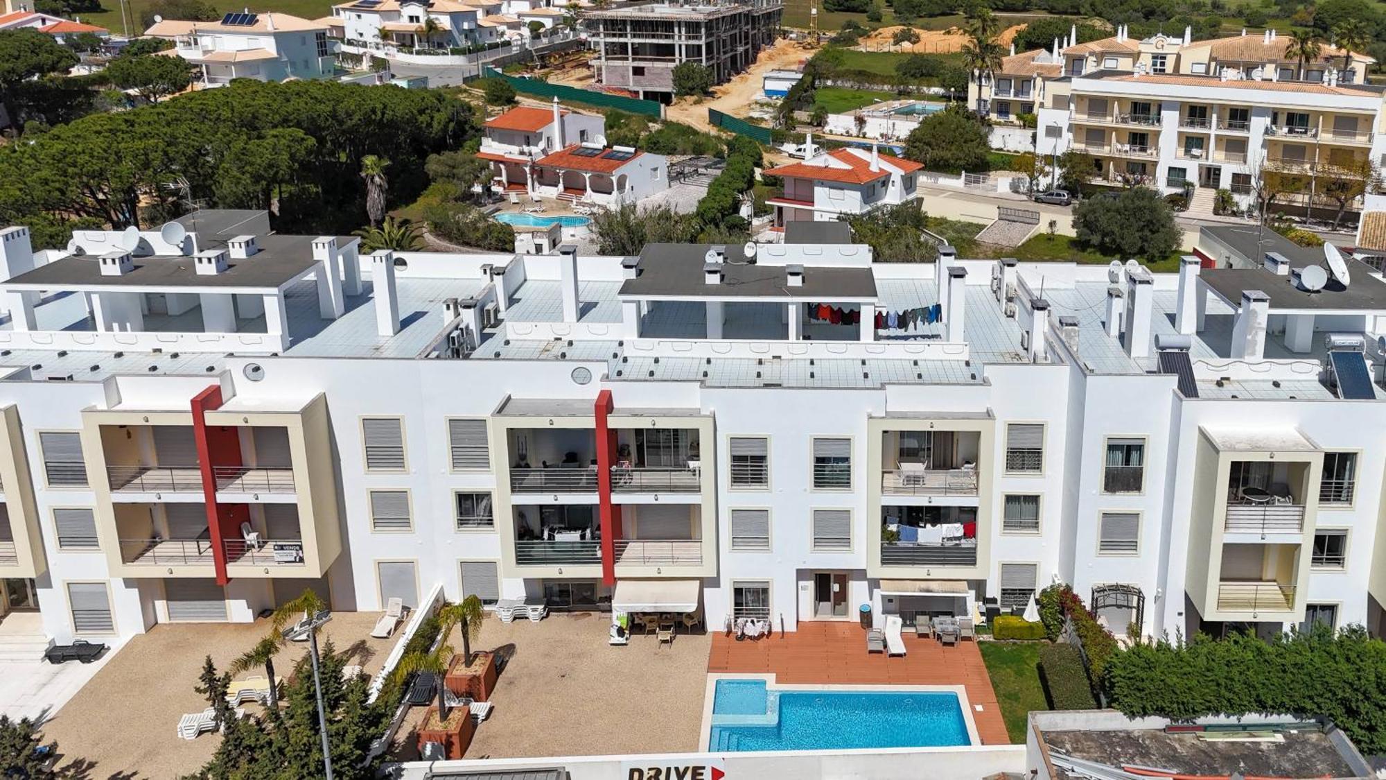 Medronheira - 1a By Hellovacations Albufeira