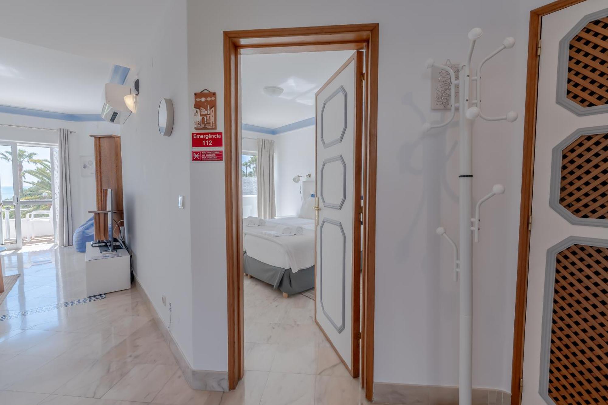 Ocean Vista Retreat With & Pool Access By Drago Apartment Albufeira