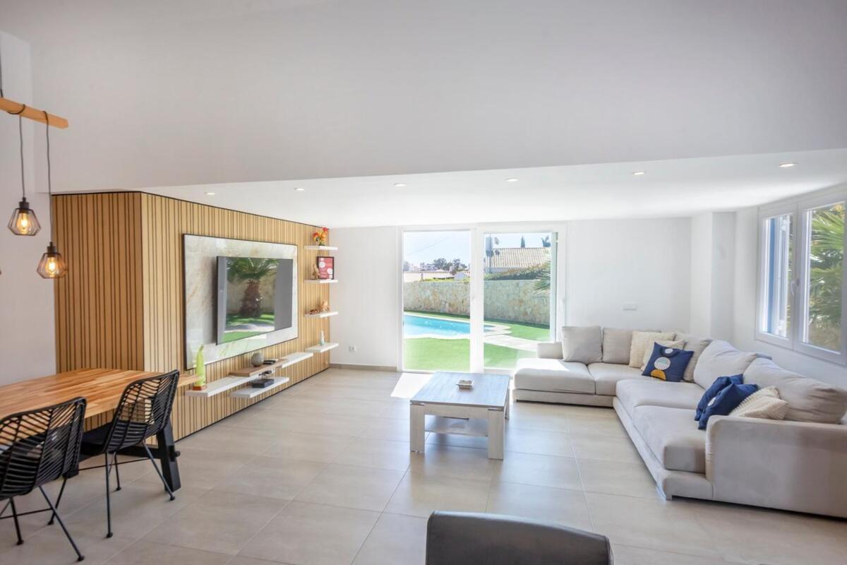 Villa Beautiful With A Pool *
