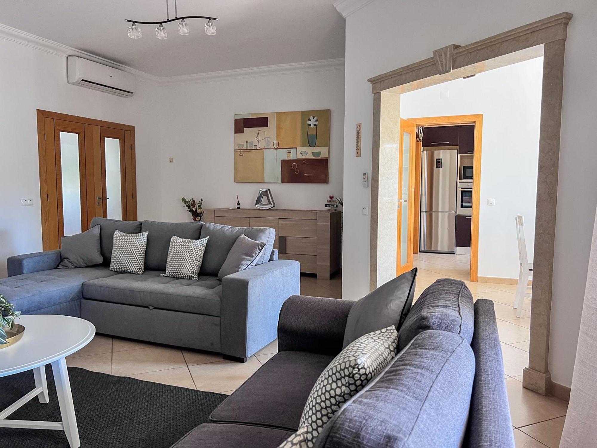 Villa Silver Globe *