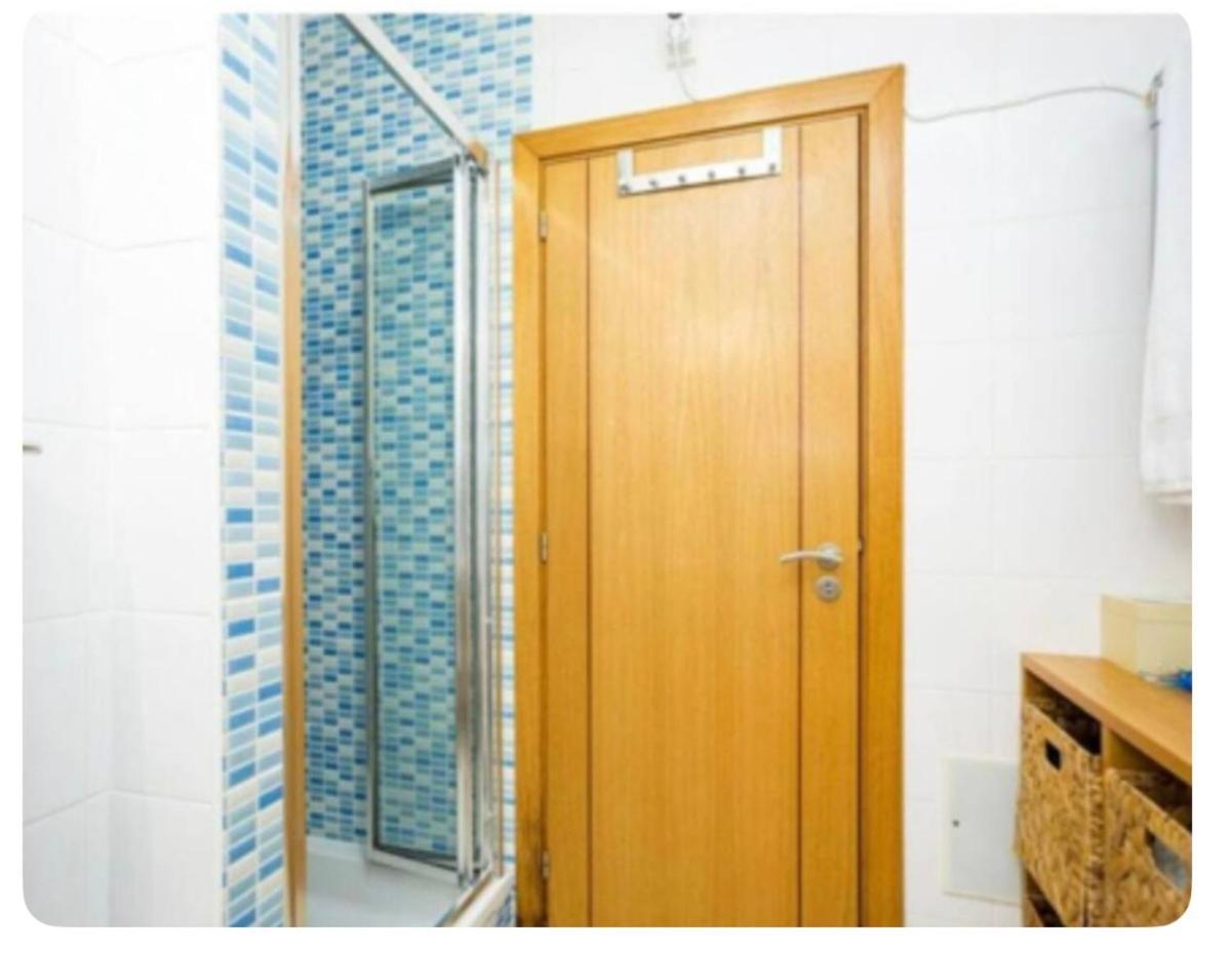 Sunny Condo- Pool & Free Parking Walk To Albufeira
