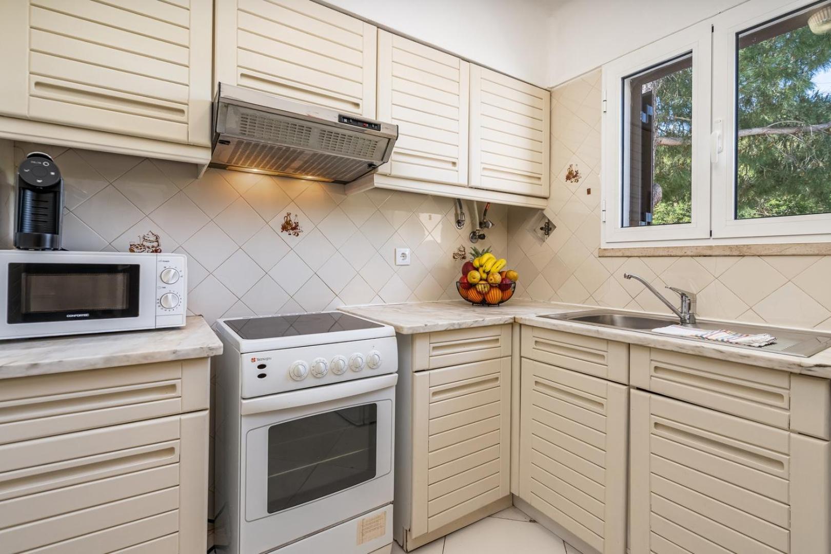 Apartment Hostwise - Sunny Flat With A Balcony & Pool