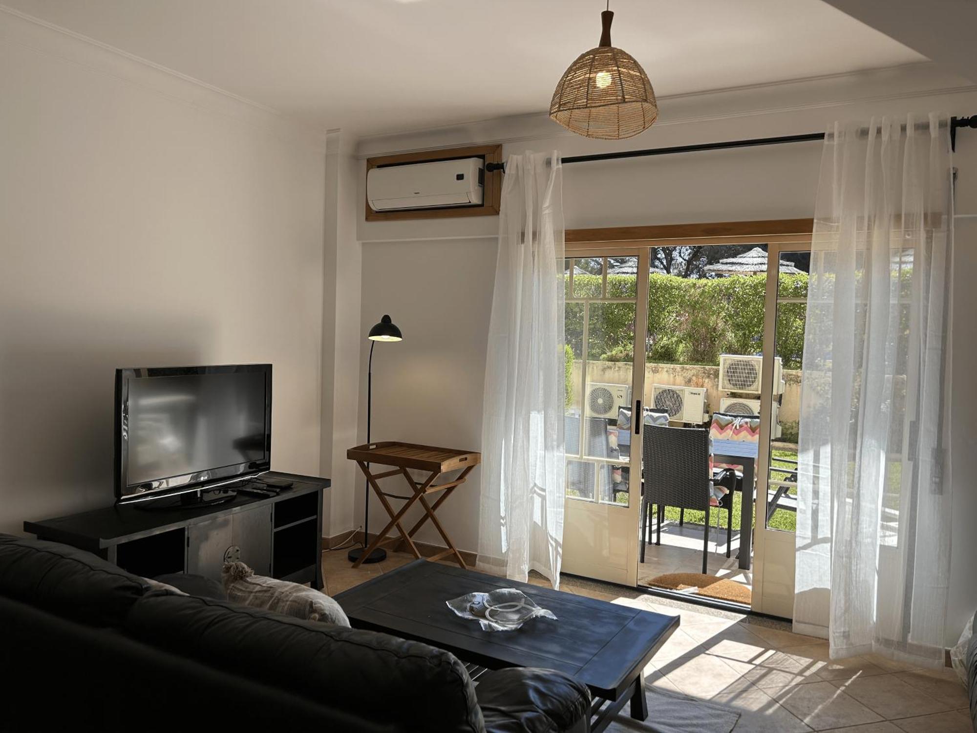 Moradia V2 Quinta Pedra Dos Bicos -praia Da Oura - Appartement