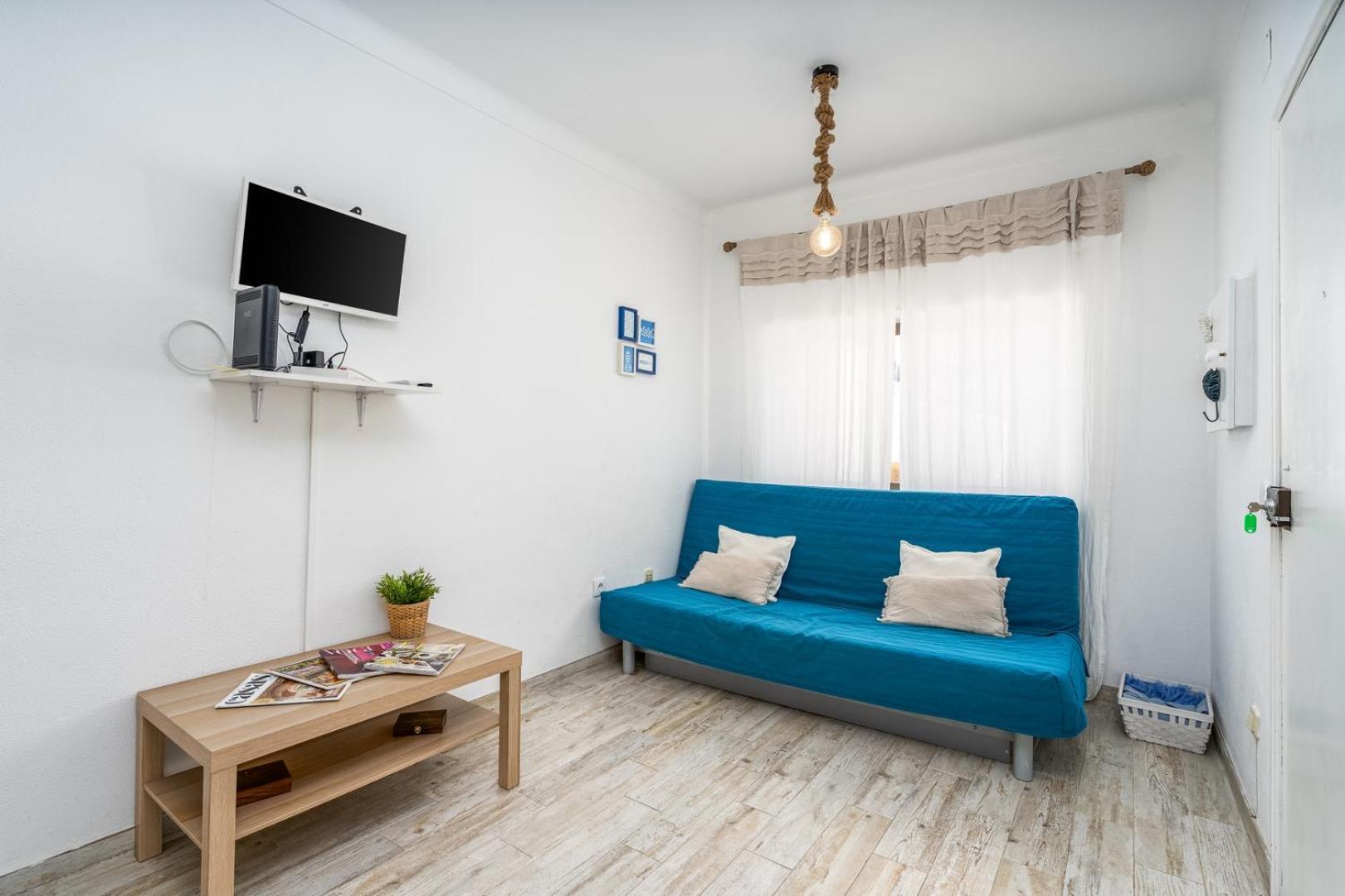 Hostwise - Seaside Charm Flat W/ Balcony Apartamento *