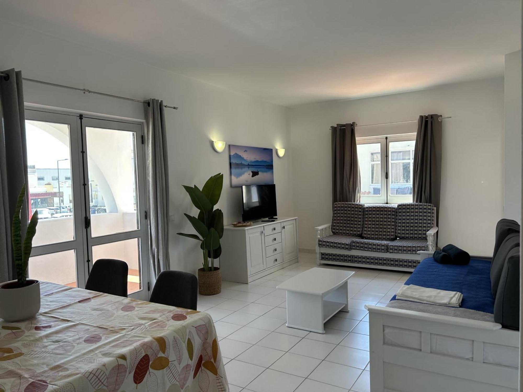 Sta. Eulalia Mar A29 Apartment *