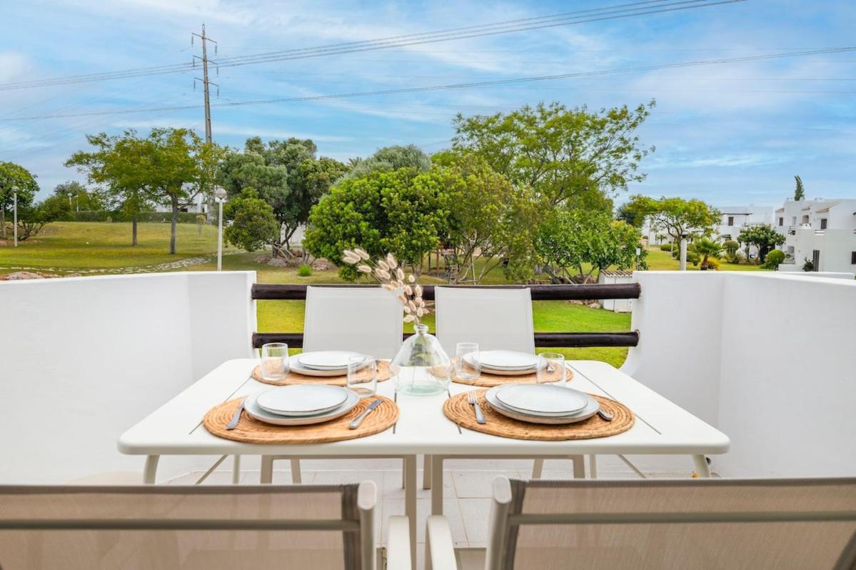 Clube - 2br Pool, Kids Club & Family Fun