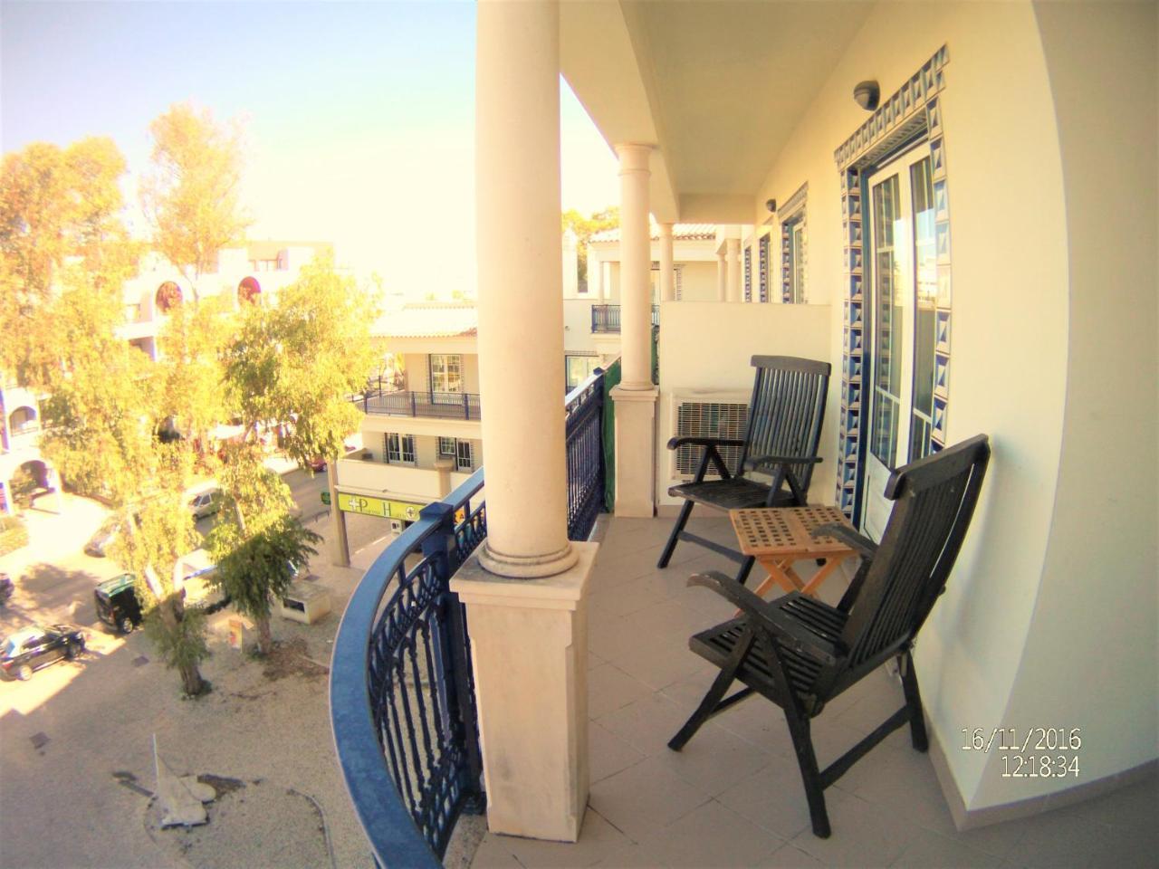 Apartamento Excelente T1 Oura Bicos Lucia