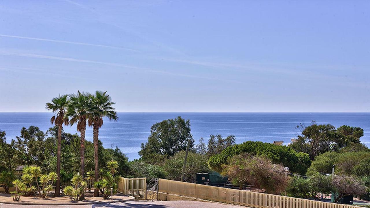 Quinta Da Barracuda Apartment