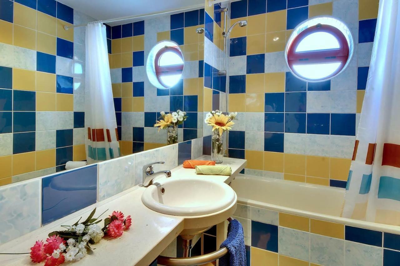 Marina Villa *