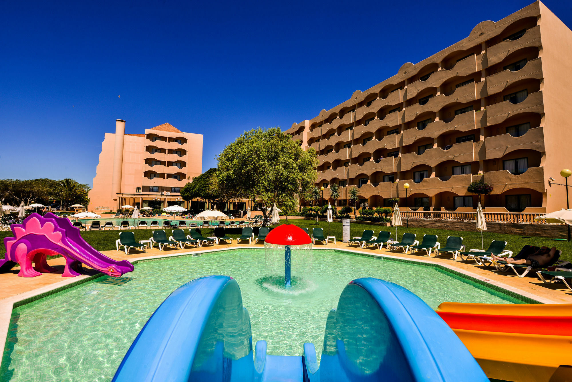 Gale Atlantico 4*
