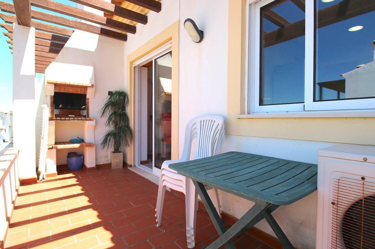 Magnifique A 400 Metre Des Plages Apartment Albufeira
