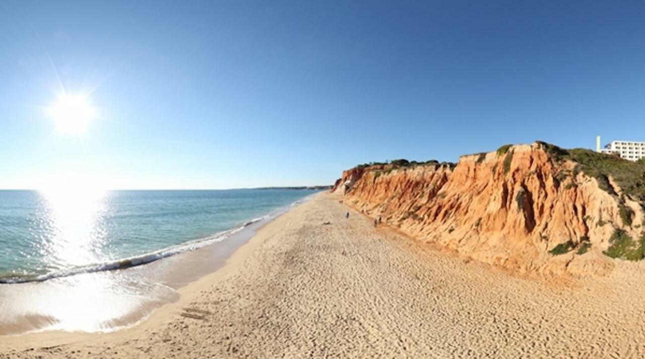 Magnifique A 400 Metre Des Plages Albufeira