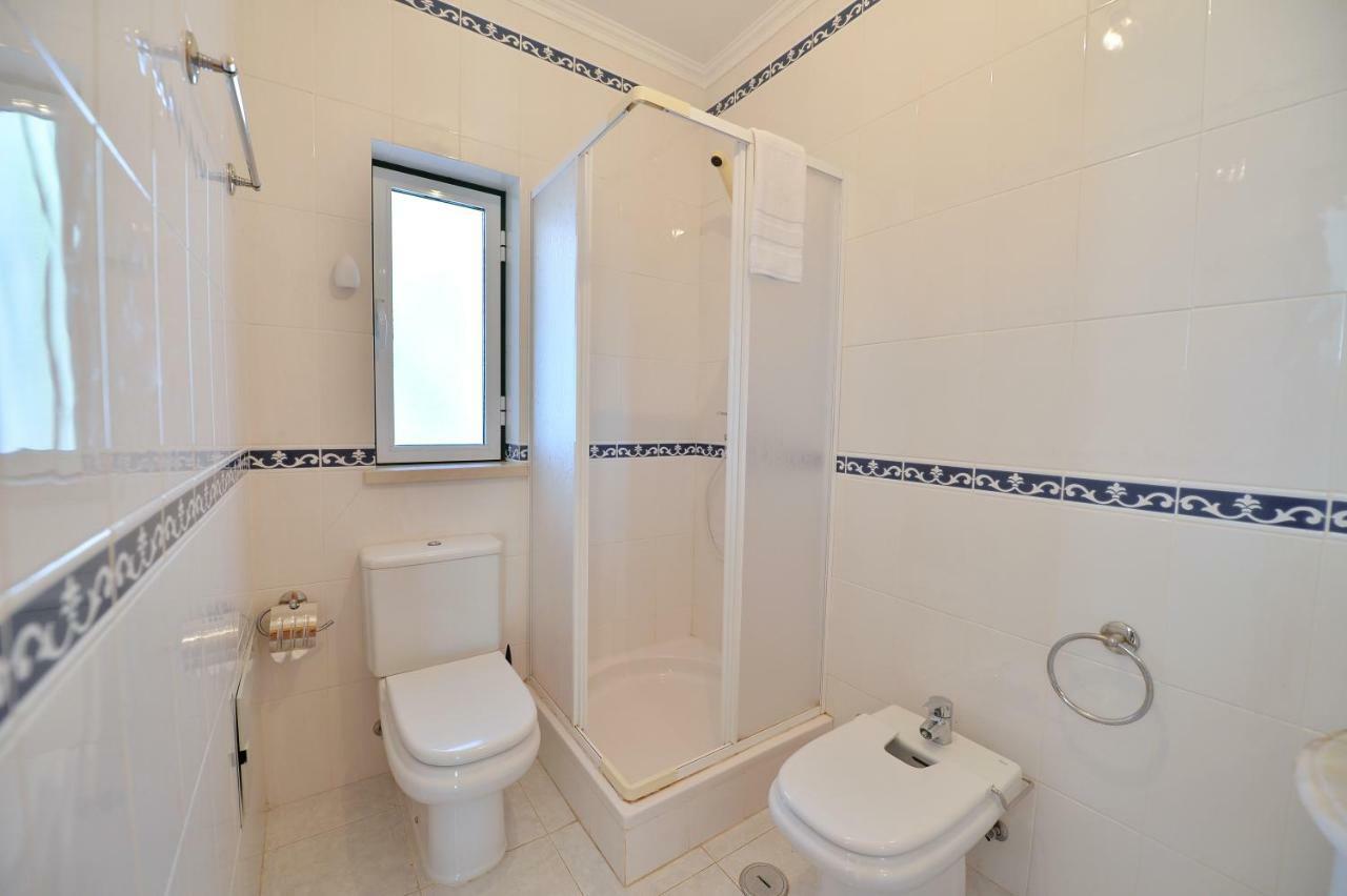 Townhouse Next To Falesia * Albufeira