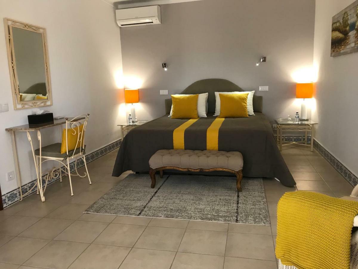 Corniche, Privee, 4 Suites, Vue Mer, Piscine Au Sel, Chauffee Et Couverte * Albufeira