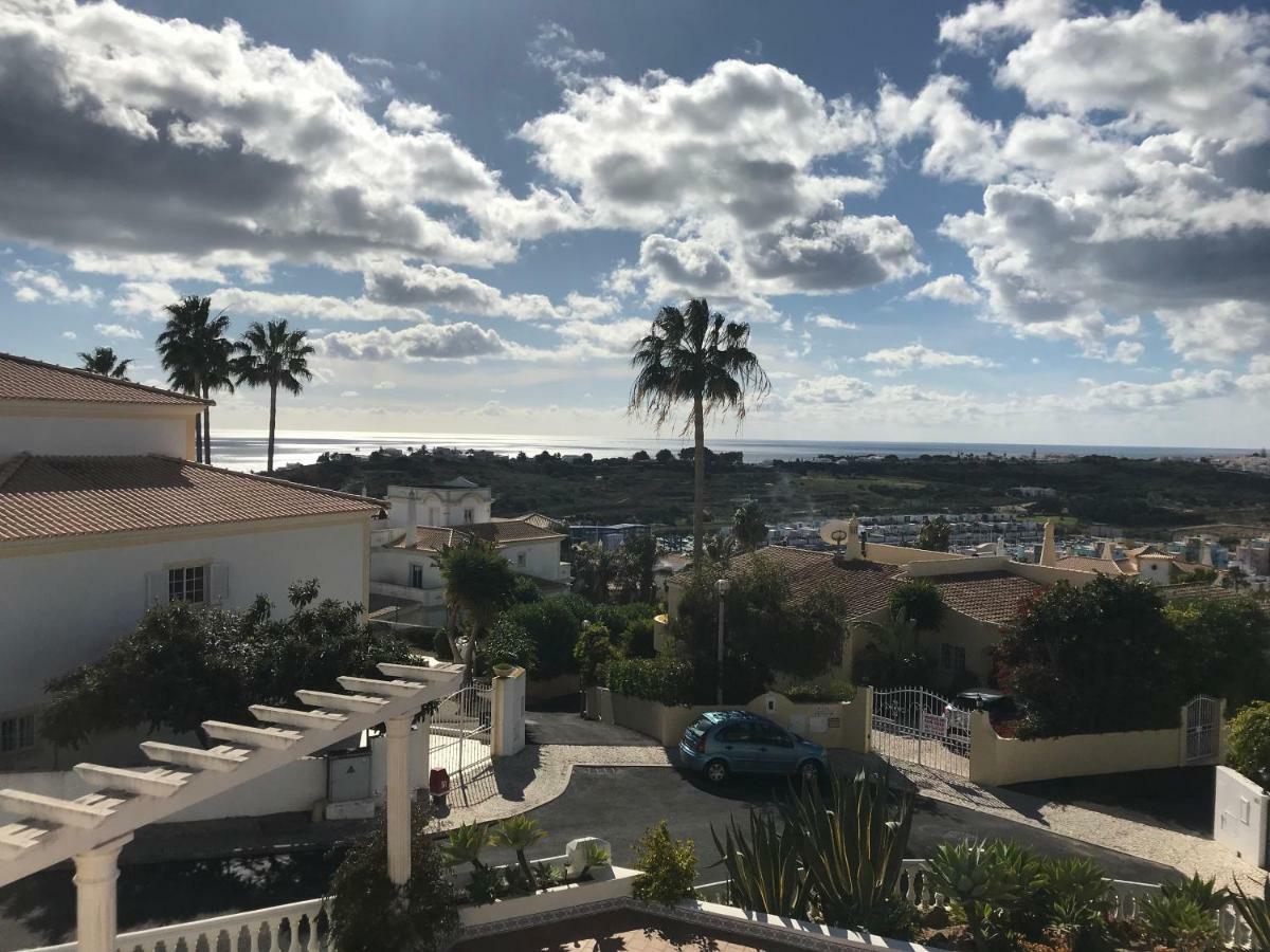 Corniche, Privee, 4 Suites, Vue Mer, Piscine Au Sel, Chauffee Et Couverte Villa