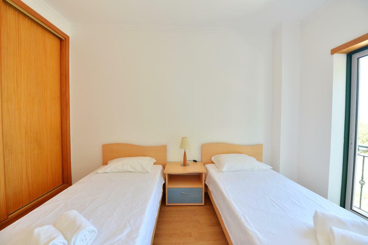 Townhouse Next To Falesia Albufeira