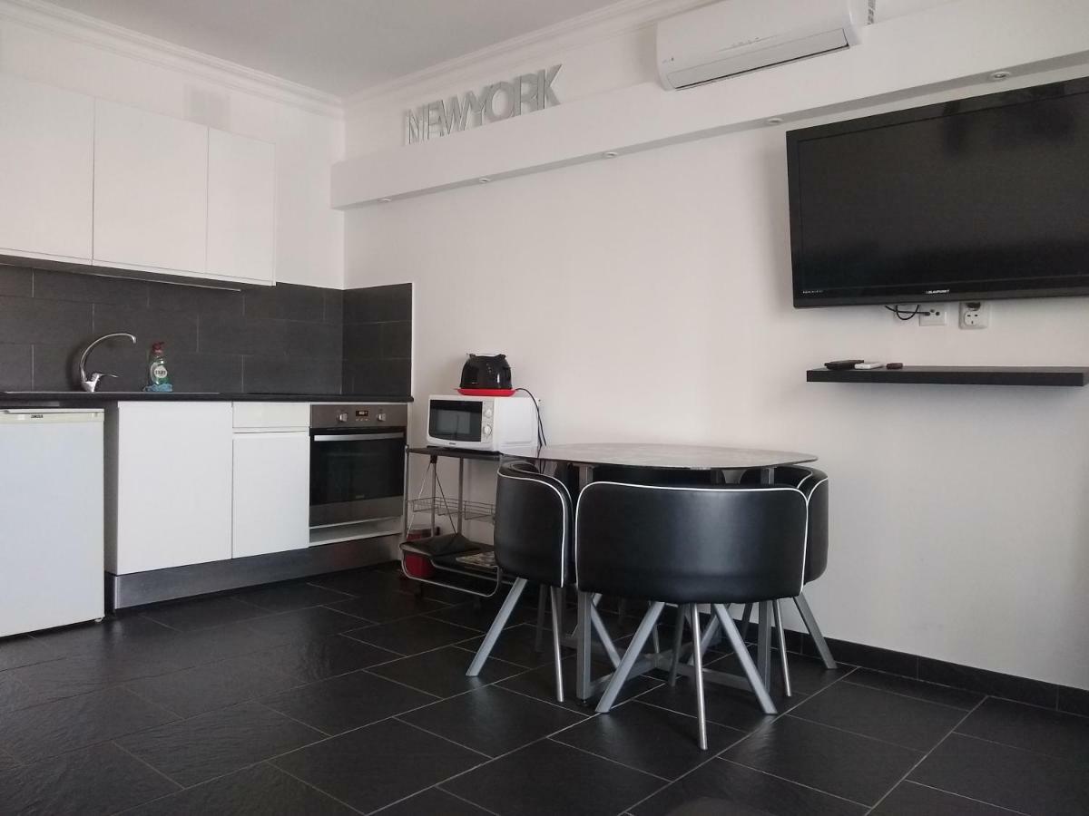 Bay View Apartment