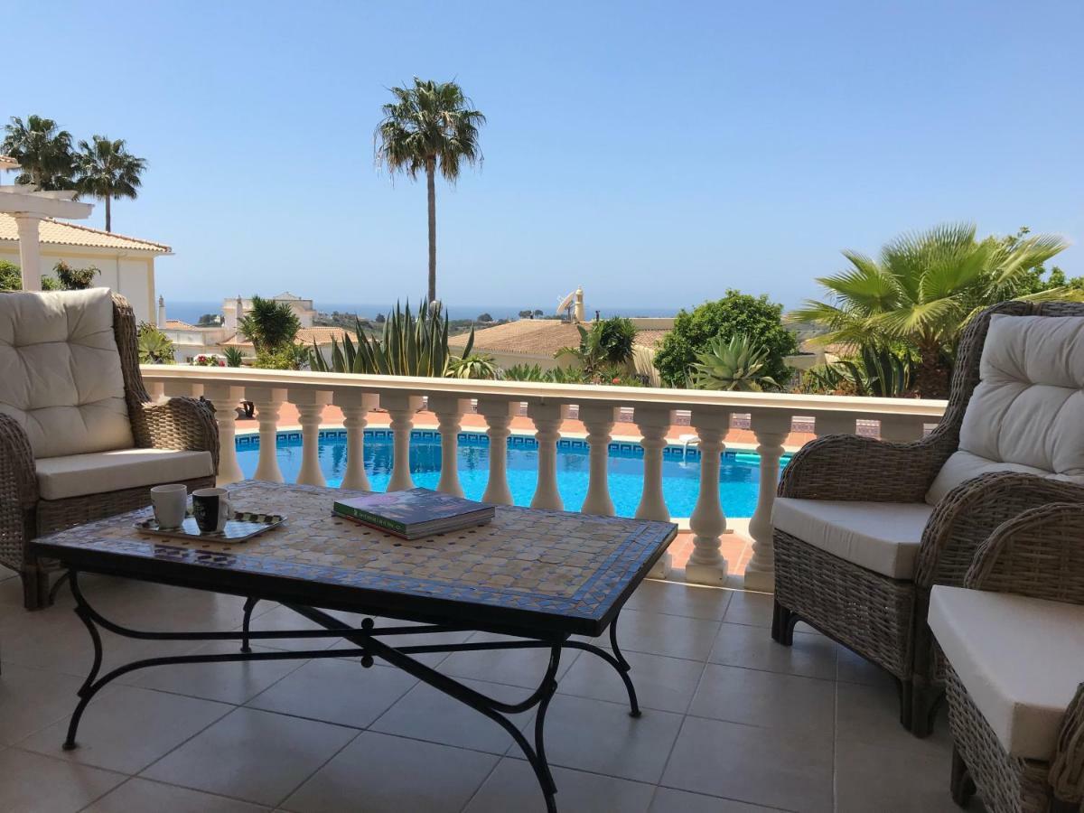 Corniche, Privee, 4 Suites, Vue Mer, Piscine Au Sel, Chauffee Et Couverte Villa