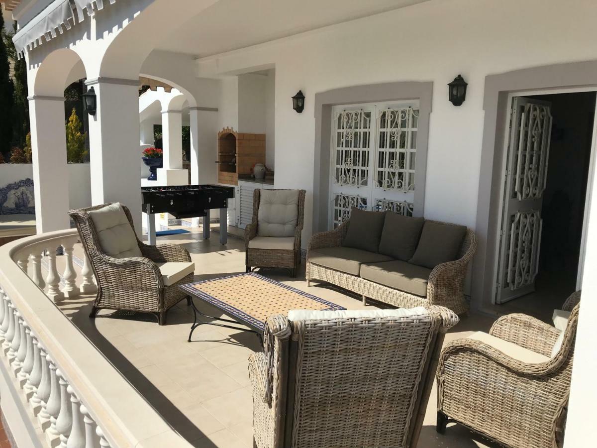 Corniche, Privee, 4 Suites, Vue Mer, Piscine Au Sel, Chauffee Et Couverte Villa *