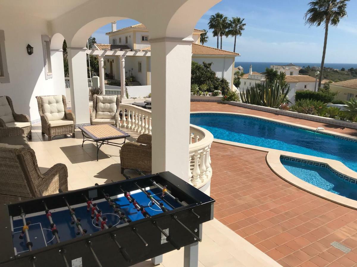 Corniche, Privee, 4 Suites, Vue Mer, Piscine Au Sel, Chauffee Et Couverte * Albufeira