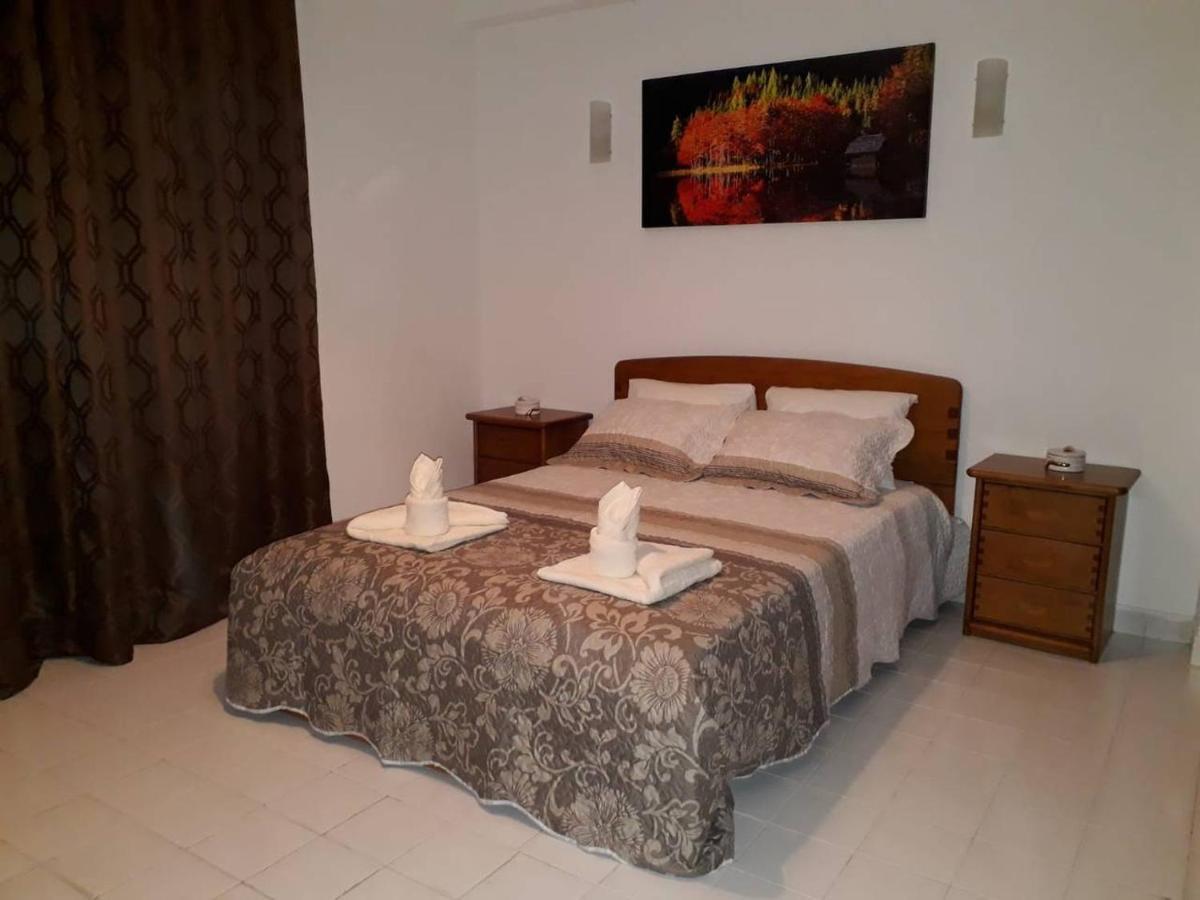 Apartamento Apartamento T1 Com Piscina, Em Montechoro, Albufeira, Algarve