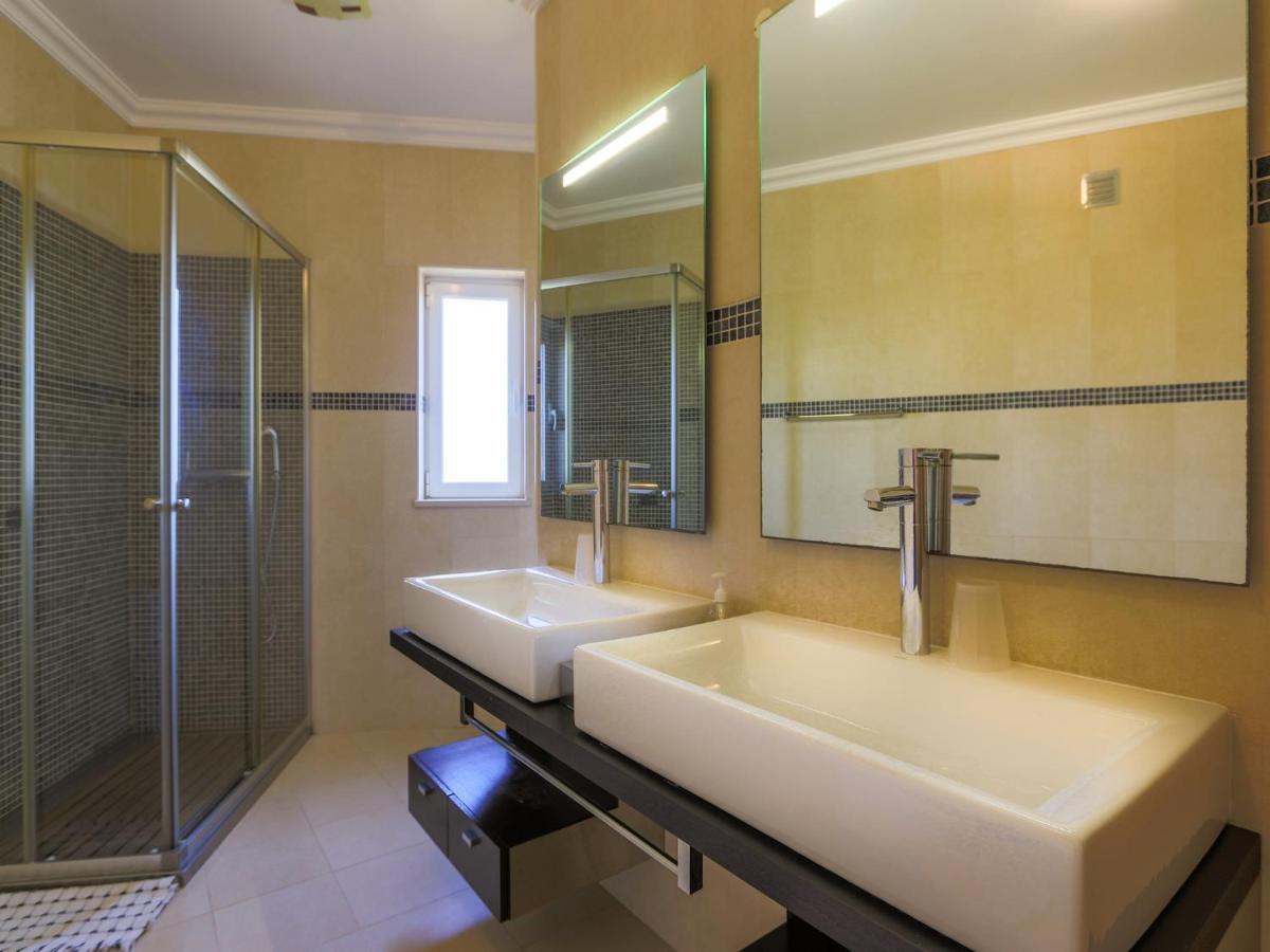 Luxury Alegria Gale Beach, Villa Albufeira