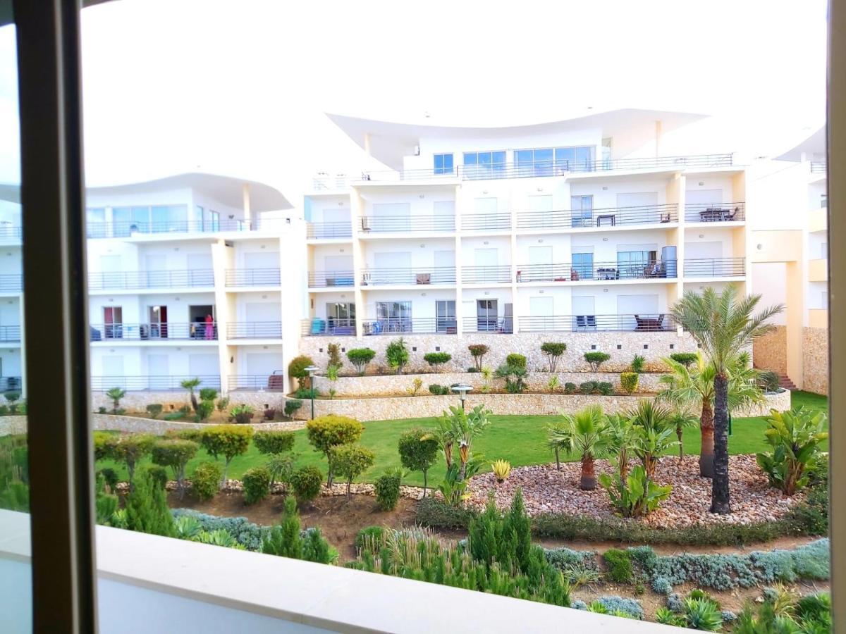 Sea View Penthouse In Apartment *