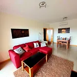 Sunny Apartment With Sea View In Albufeira