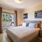 Luxury Apartment in São Rafael